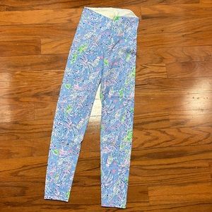 Lilly Pulitzer leggings with the side pocket. NWOT